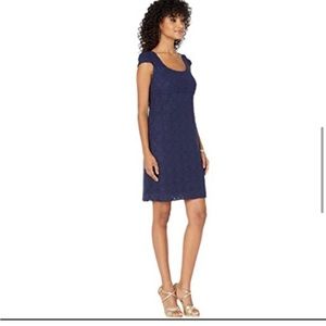 Lilly Pulitzer Laurent navy blue Zanzibar laced dress fully lined size 0